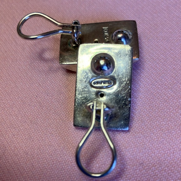 FINAL SALE PRICE Vintage‎ Lois Hill Curved Rectangular Sterling Clip Earrings - Picture 4 of 5